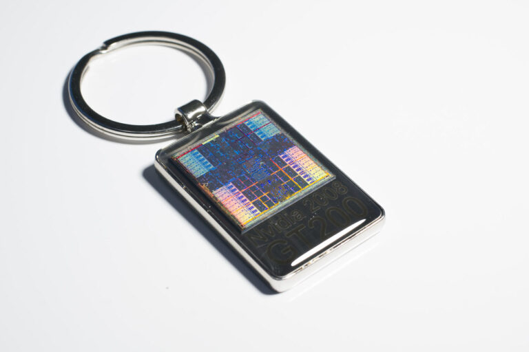Carte graphique installee dans un boitier PC de jeu