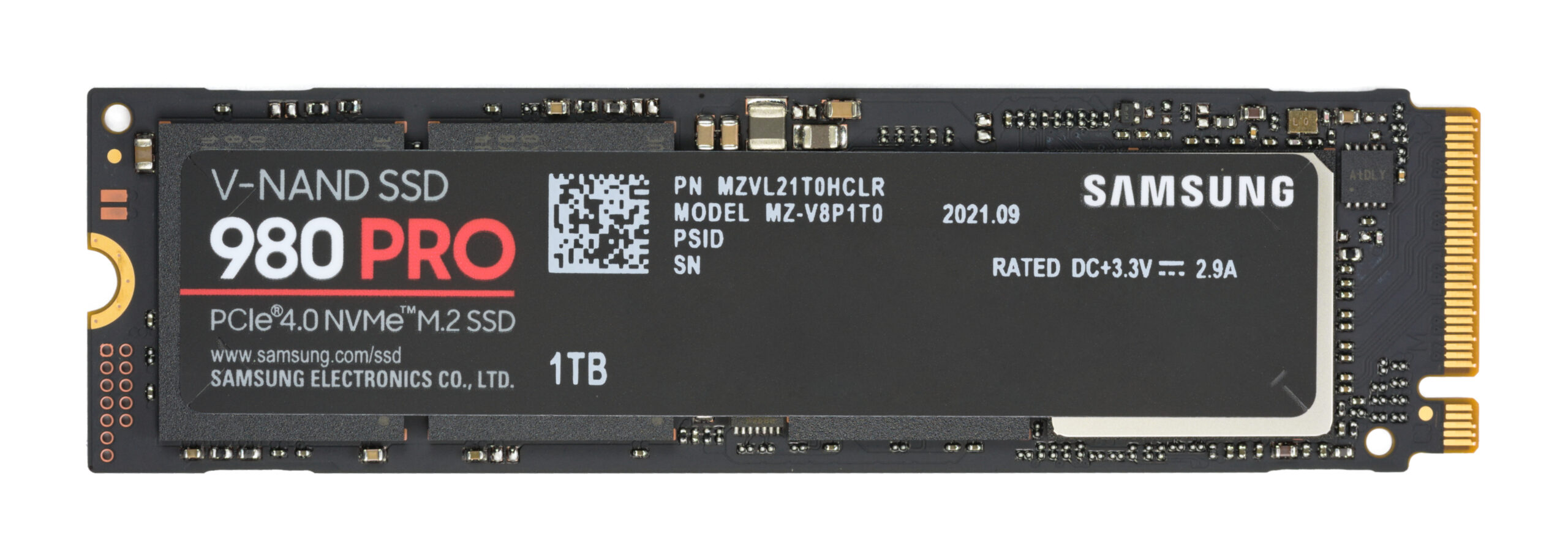 Un SSD NVMe Samsung vu de dessus, illustrant les disques de stockage haute performance